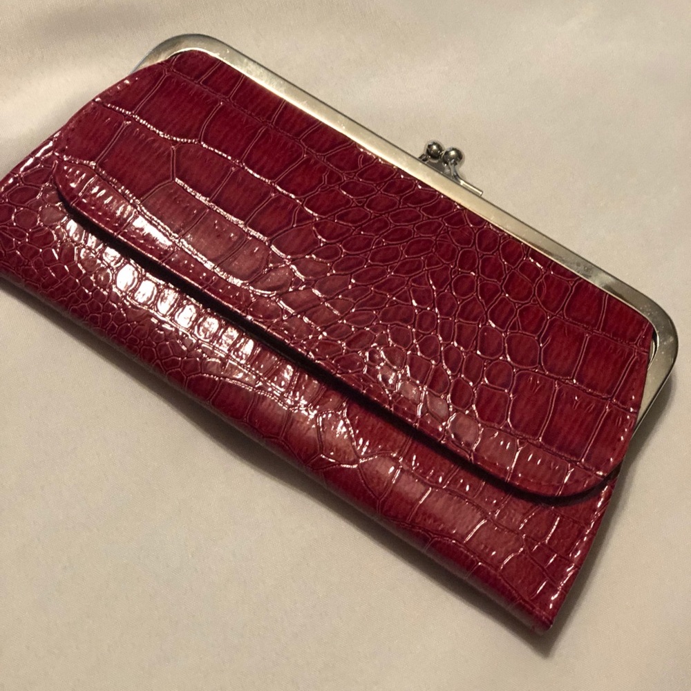NWOT stylish wallet ID and cardholder.